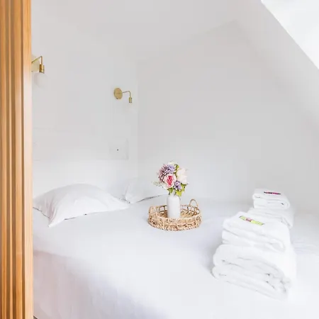 Cosy Etoile Friedland * Parigi